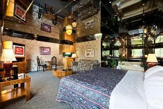 Hotel Econo Lodge Montreal Brossard