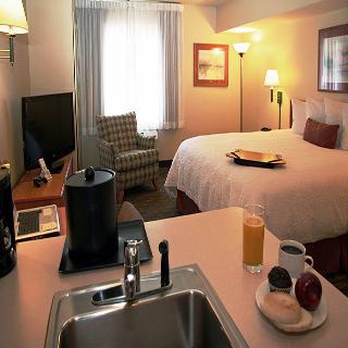 Hotel Best Western Navigator Inn & Suites