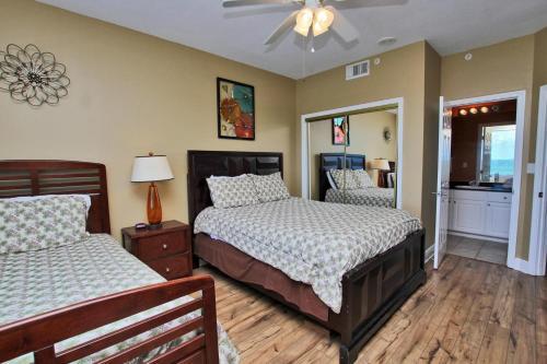 San Carlos 801 Apartment
