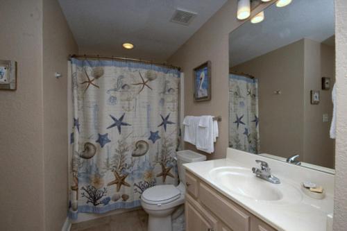 Crystal Shores West 1007 Apartment