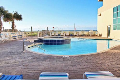 Crystal Shores West 1007 Apartment