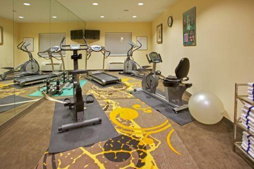 Holiday Inn Express Hotel & Suites Pearland