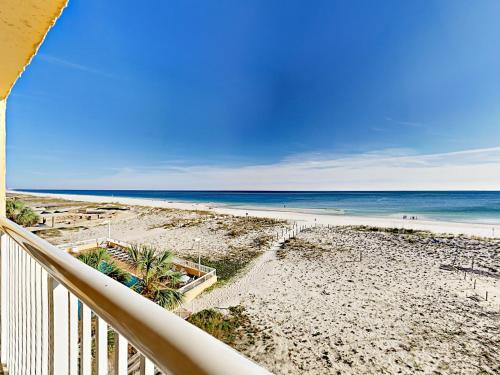 Apartamento 615 W Beach Blvd Condo Unit 3g