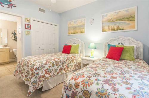 Apartamento Crystal Shores 704 Condo