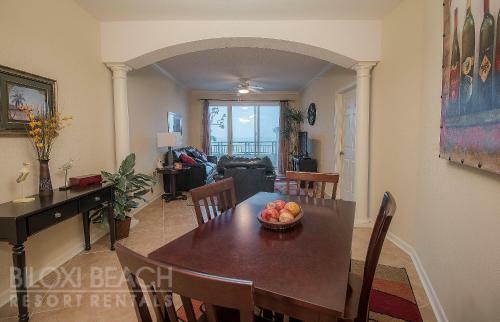 Legacy II 304 - Two Bedroom Apartment