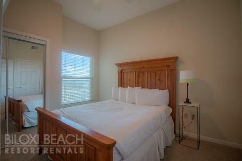 Legacy II 1408 Penthouse - Two Bedroom Apartment
