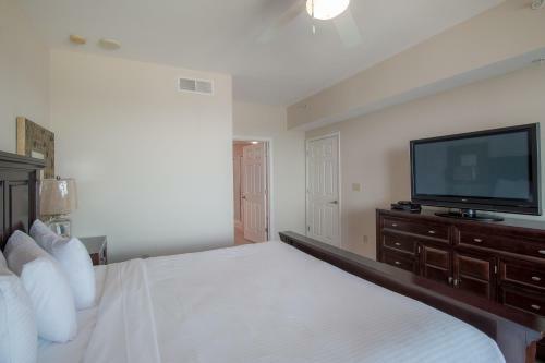 Legacy II 701 Deluxe - Three Bedroom Apartment
