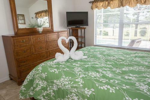 2401 Southern Dunes 3 Bedroom Villa