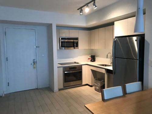 Beach Walk Resort De Lux Apartment