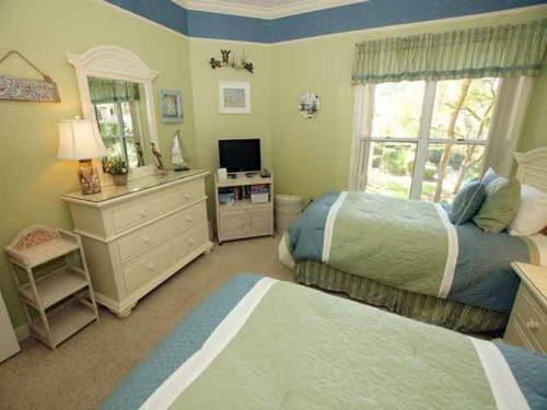 108 Barrington Arms Villa