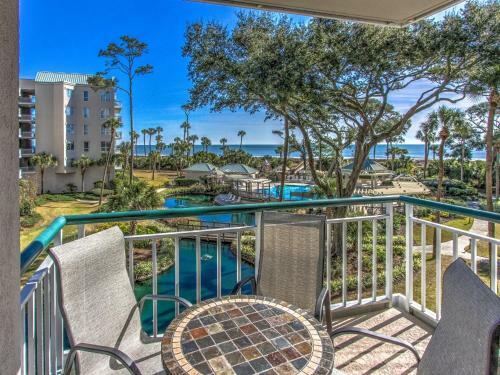 Villa 3206 Windsor Court South