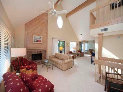 4 Grey Widgeon Holiday Home