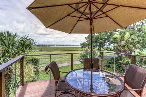 17 Mizzenmast Court