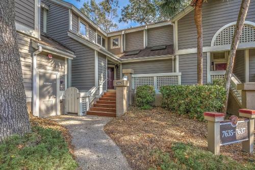 Villa 7636 Huntington