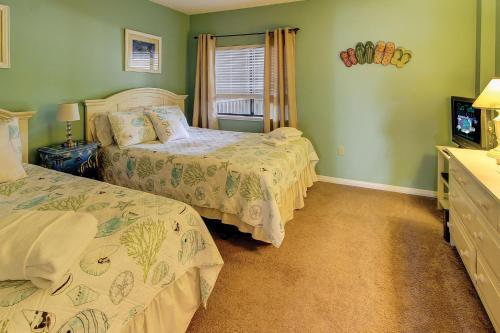 Shorewood 136 Villa