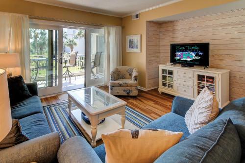 Shorewood 136 Villa