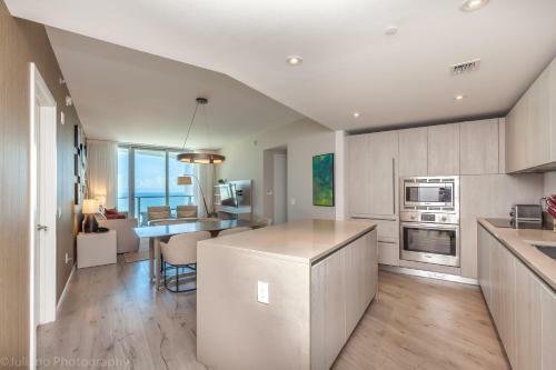Hotel Private Ocean Condos At Hyde Beach Resort & Residences