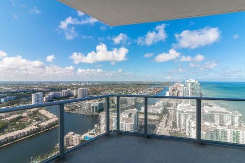 Hotel Private Ocean Condos At Hyde Beach Resort & Residences