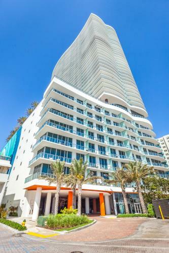 Hotel Private Ocean Condos At Hyde Beach Resort & Residences
