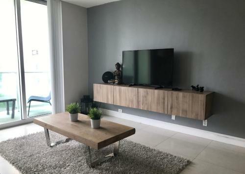 Beautiful Apartments On The Beach At The Tides