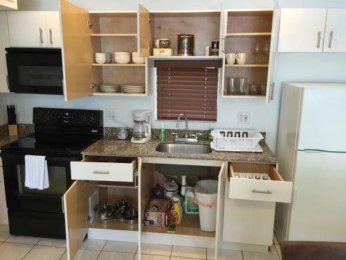 Wow!! Apartment For 4 Just Few Steps To The Beach!