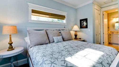 Palm Villa Three Bedroom Home