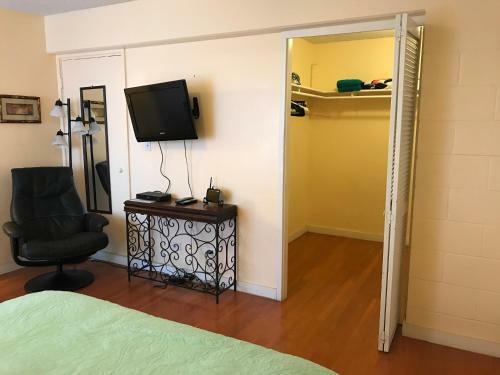 Apartamento Waikiki Whale Watcher Apts 604a