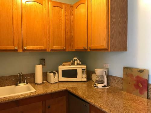 Apartamento Waikiki Whale Watcher Apts 701a