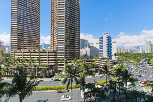 Ilikai Tower 705 City View 1br