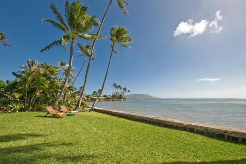 East Oahu Oceanfront Jewel
