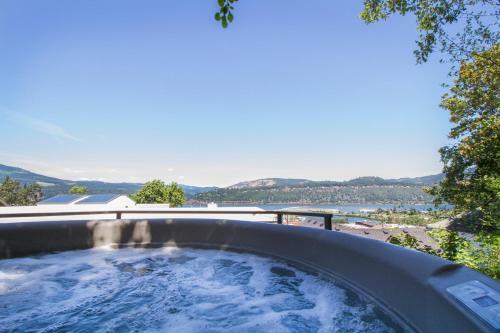 Casa Del Stoke-rvr Vw-ac-3br/3b