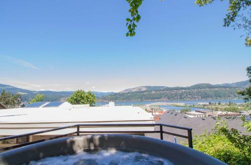 Casa Del Stoke-rvr Vw-ac-3br/3b