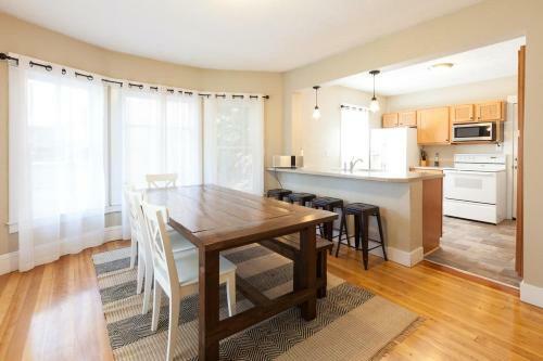 Lucky-mtn View-ac-4br/2ba