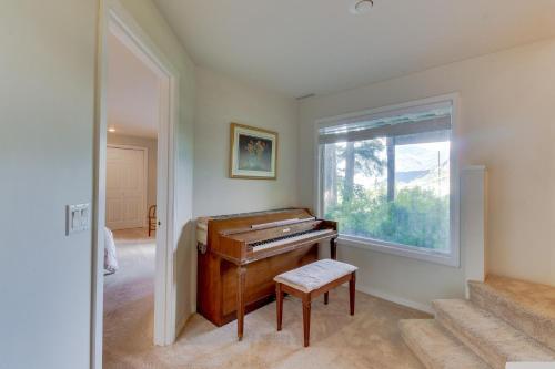 Mitchell Point Retreat