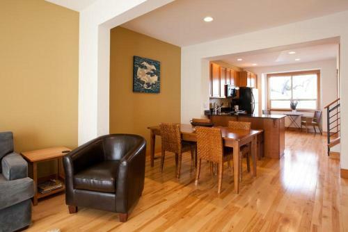 Brookside-river Vw-ac-3br/2.5ba