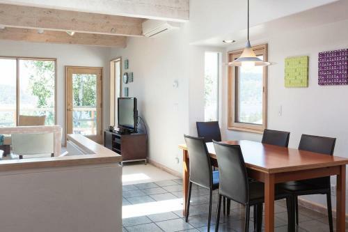 Riverdell-river/mt Vw-ac-2br/2b