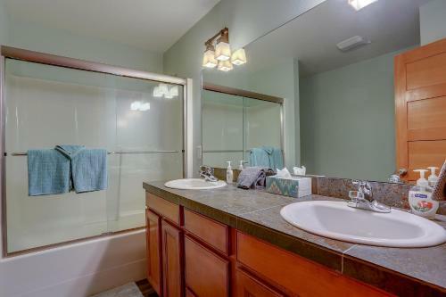 B2-river View-ac-3br/3.5ba