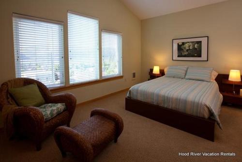 Lincoln-rvr/mt Vw-ac-2br/2b