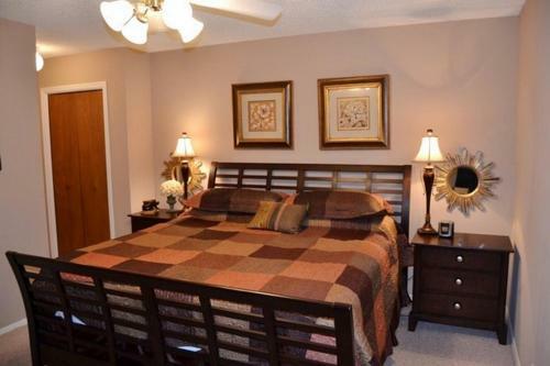 Coronado Courts Townhome 4