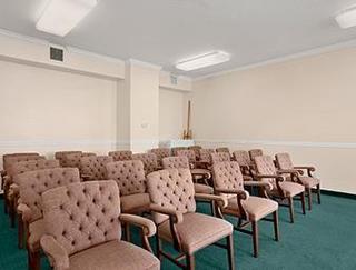 Hotel Ramada Limited And Suites