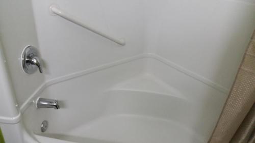 Hotel Woodland Inn Iah