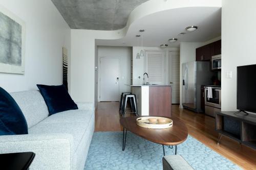 Apartamento Downtown Housky One-bedroom 1607