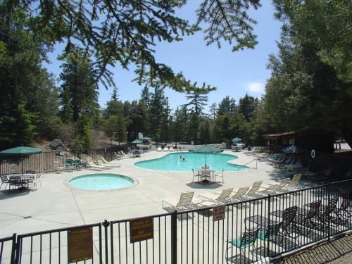 Idyllwild Camping Resort Cottage