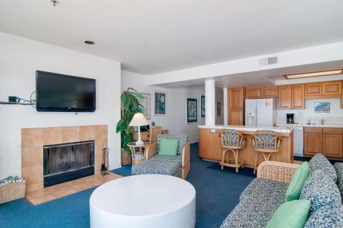 Imperial Beach Club 309