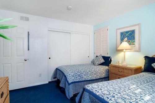 Imperial Beach Club 309