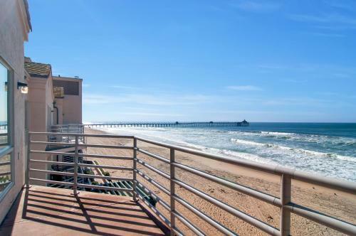 Imperial Beach Club 309