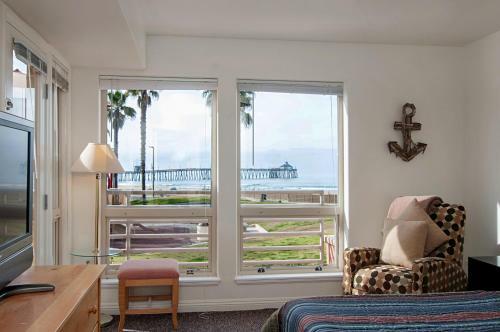 Imperial Beach Club 101