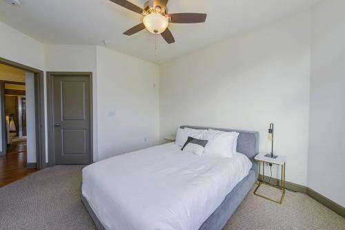 2br Apartment Near Children?s Museum