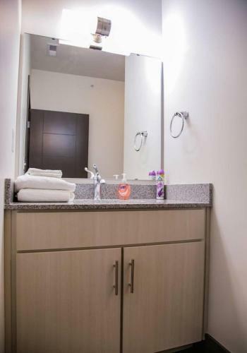 Apartamento Urban Deco 1br Apt In Historic Lockerbie District