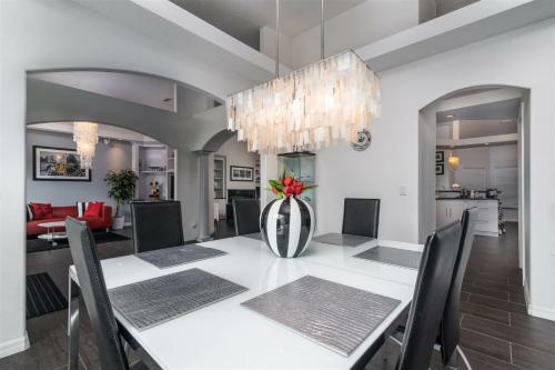 Villa Ruyper - Executive - 4 Bedroom